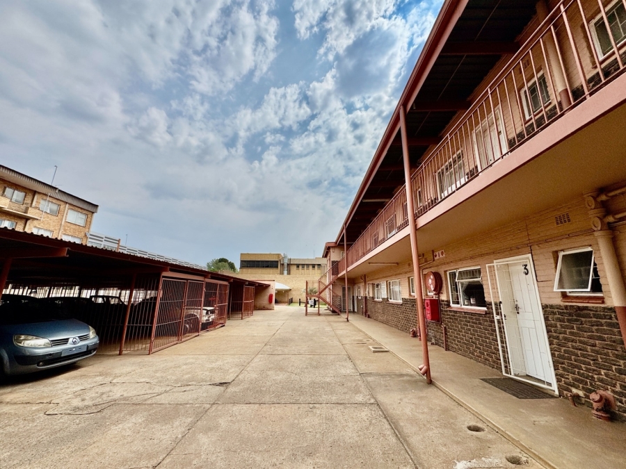 1 Bedroom Property for Sale in Die Bult North West